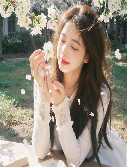 黑色电影深度解析：新：大山的女儿的人物塑造与情感表达 ——黑色电影的专业鉴赏